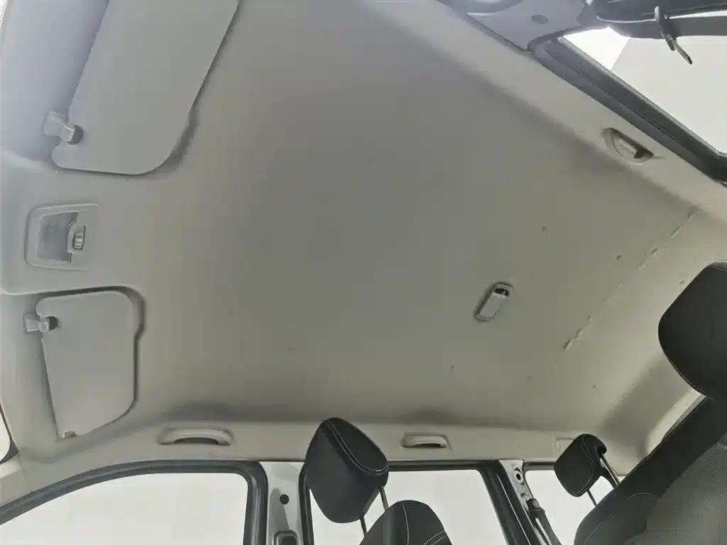 Wuling Hongguang PLUS 2019 1.5T Manual Standard 5-Seater — миниатюра 14