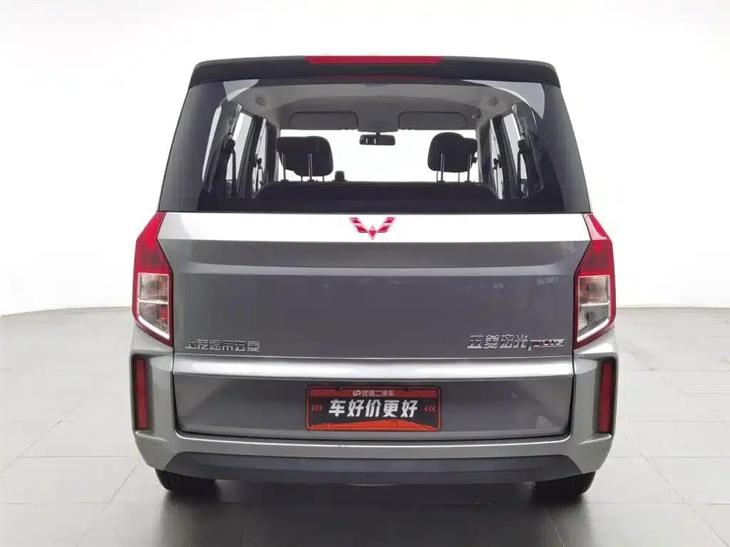 Wuling Hongguang PLUS 2019 1.5T Manual Standard 5-Seater — миниатюра 4