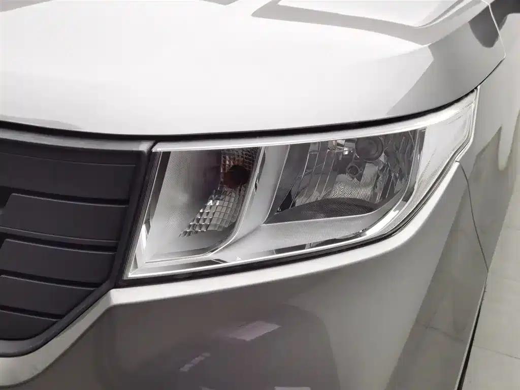 Wuling Hongguang PLUS 2019 1.5T Manual Standard 5-Seater — миниатюра 7