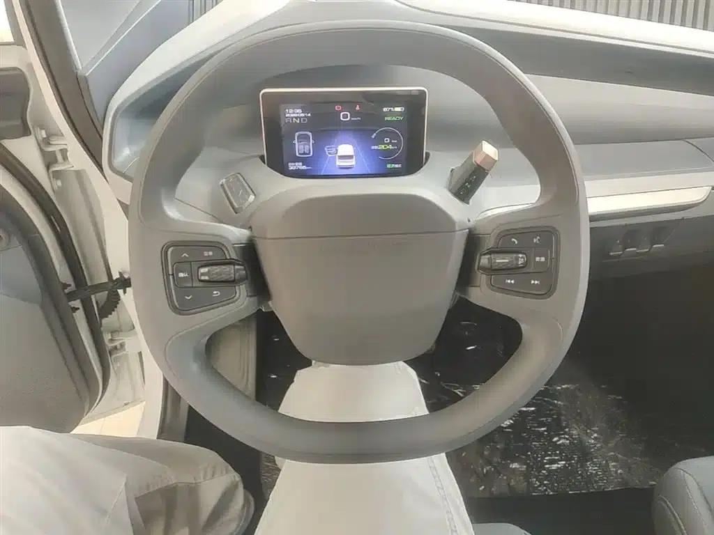 Wuling NanoEV 2021 Fun Edition - High Power Version — миниатюра 11