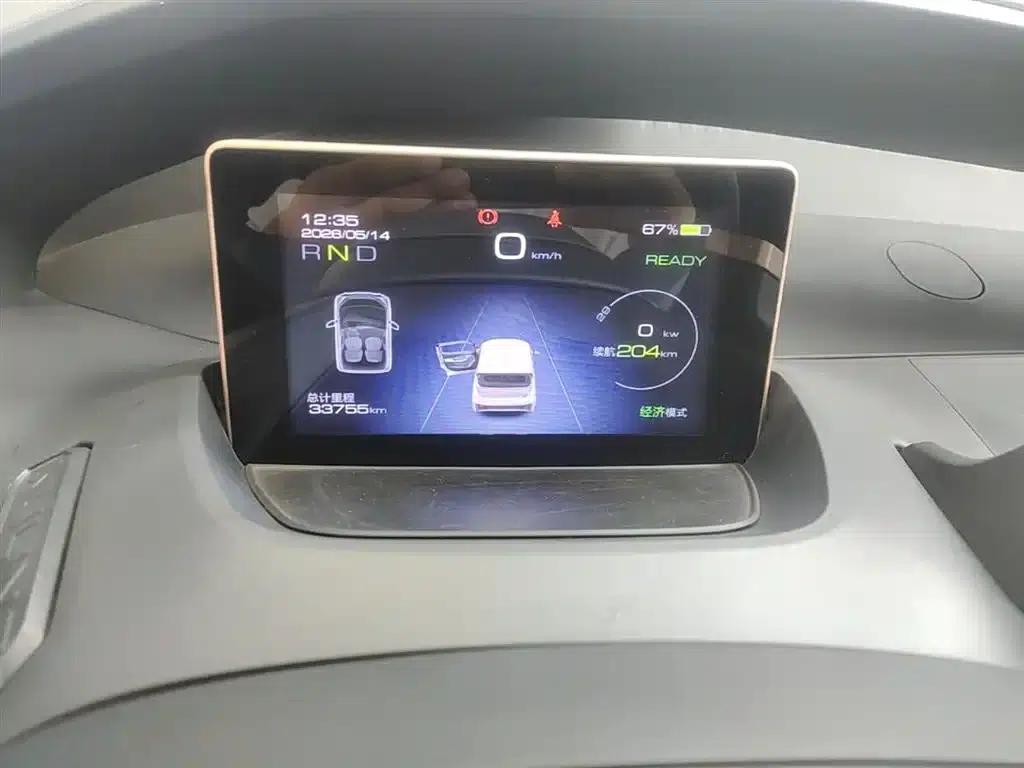 Wuling NanoEV 2021 Fun Edition - High Power Version — миниатюра 12