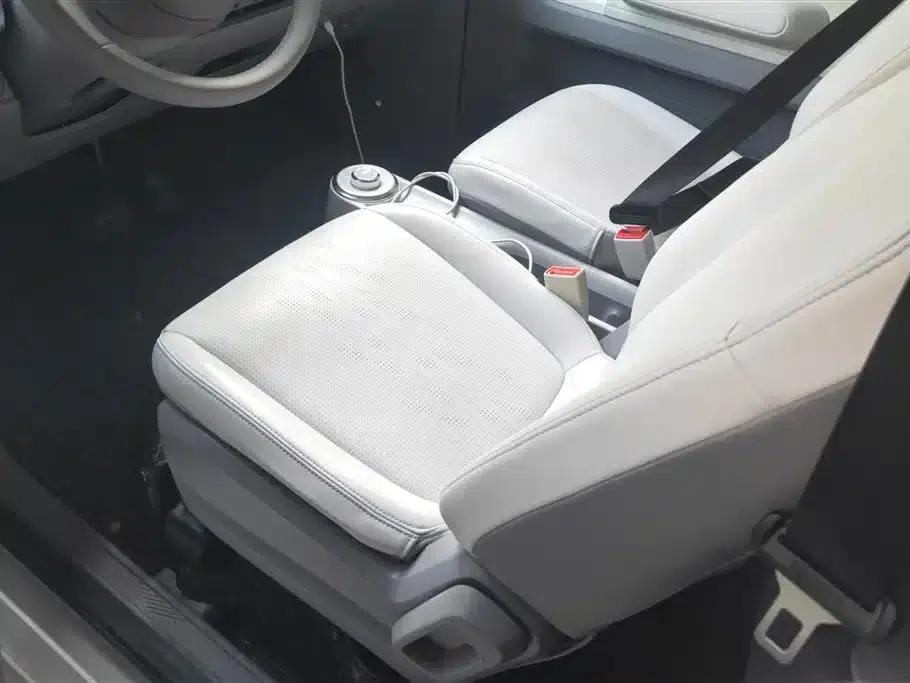 Wuling Air ev Clear Sky 2023 Model, Four-Seat - Advanced Edition — миниатюра 9