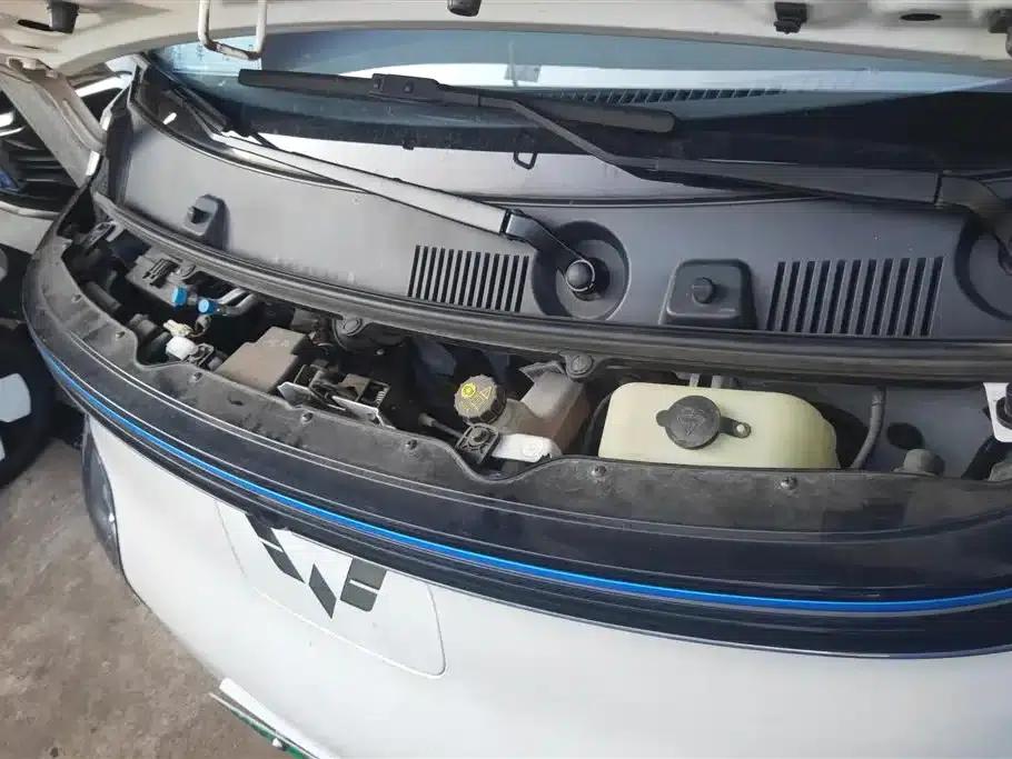Wuling Air ev Clear Sky 2023 Model, Four-Seat - Advanced Edition — миниатюра 10