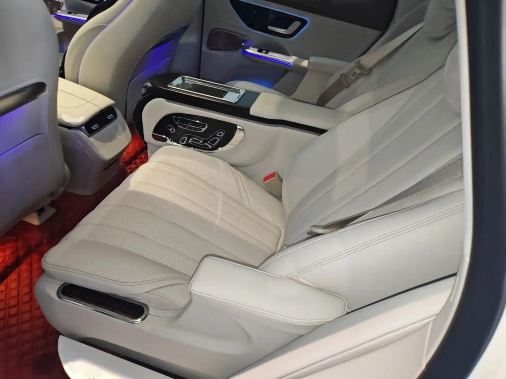 Mercedes-Benz EQE SUV 2023 350 4MATIC Pioneer Edition — миниатюра 20