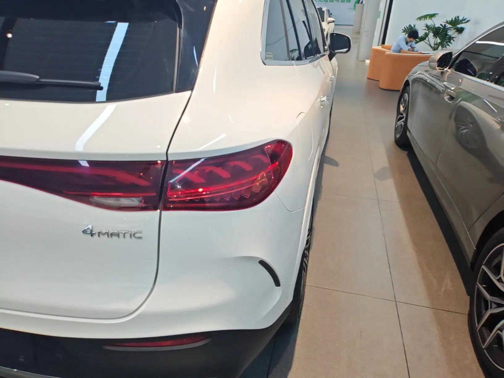 Mercedes-Benz EQE SUV 2023 350 4MATIC Pioneer Edition — миниатюра 7