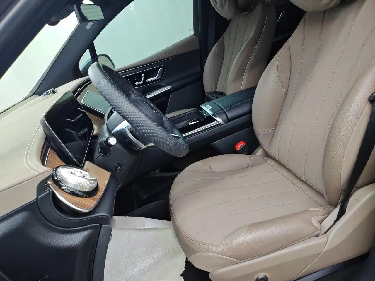 Mercedes-Benz EQE SUV 2023 350 4MATIC Pioneer Edition — миниатюра 16