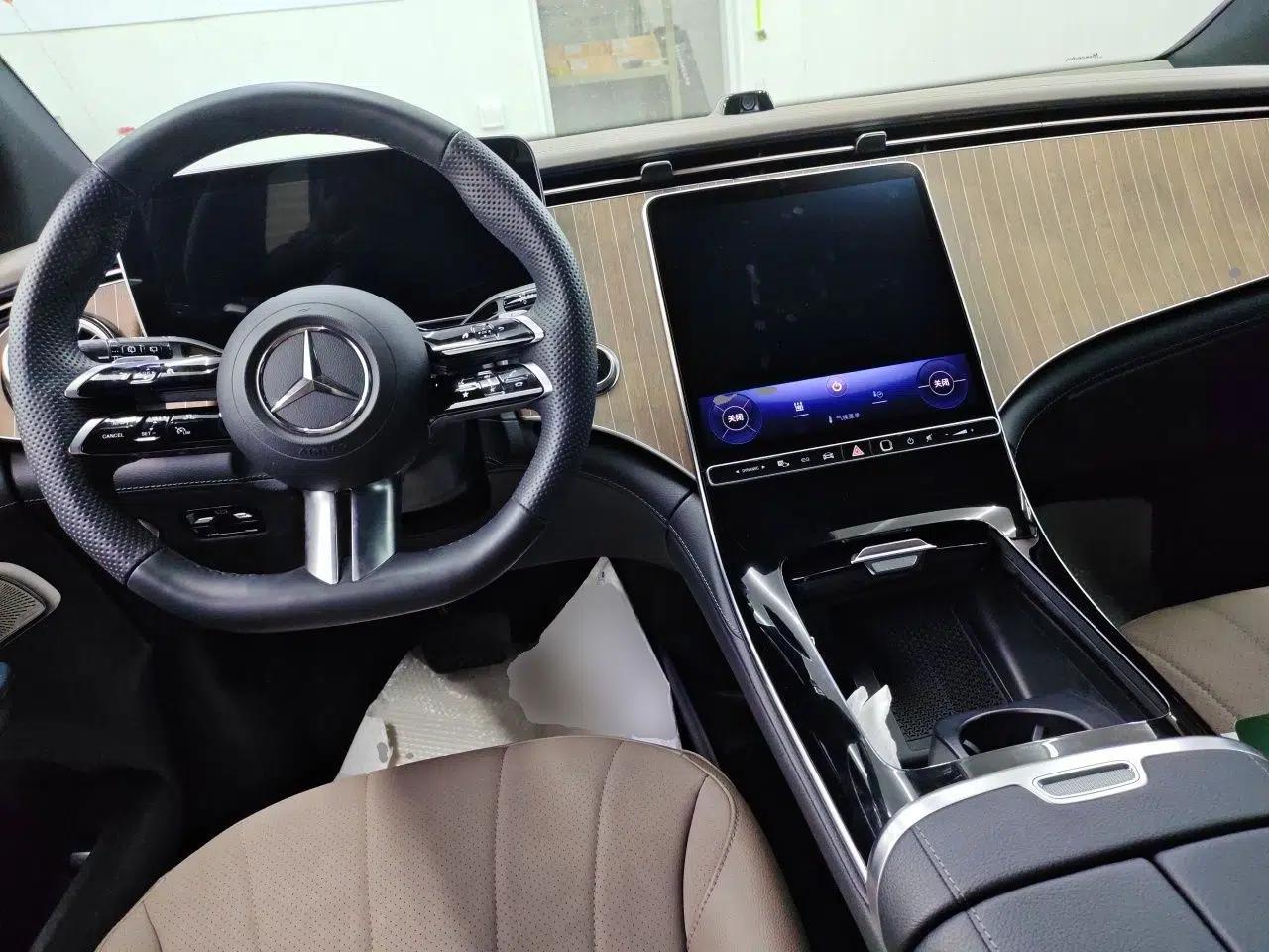 Mercedes-Benz EQE SUV 2023 350 4MATIC Pioneer Edition — миниатюра 10