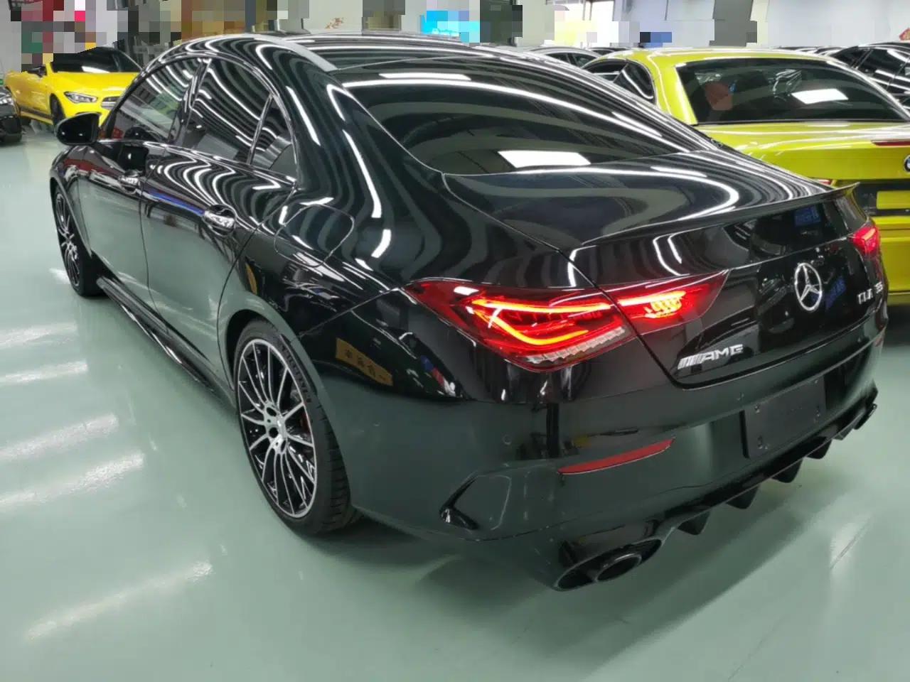 Mercedes-Benz CLA AMG 2023 AMG CLA 35 4MATIC — миниатюра 4