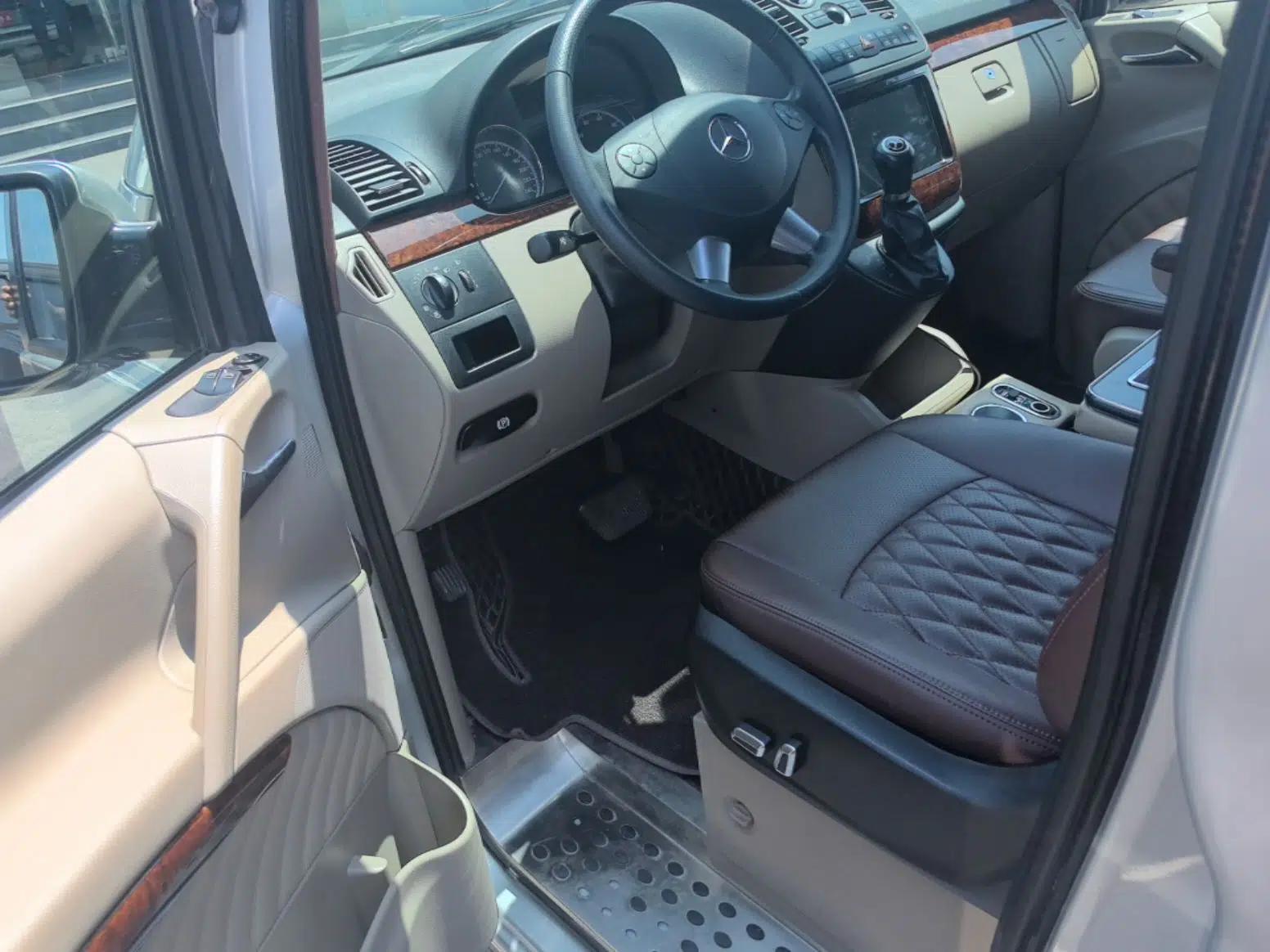Mercedes-Benz Viano 2013 3.0L Comfort Edition — миниатюра 19