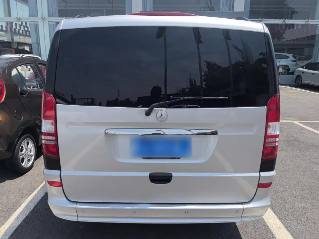 Mercedes-Benz Viano 2013 3.0L Comfort Edition — миниатюра 5