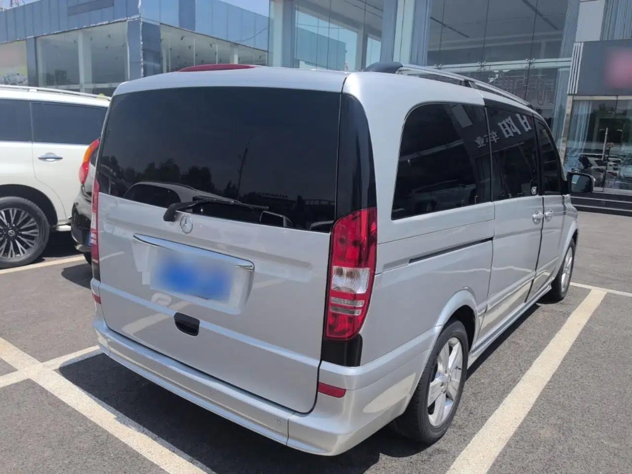 Mercedes-Benz Viano 2013 3.0L Comfort Edition — миниатюра 6