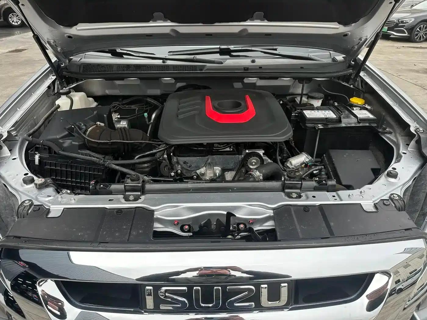 2022 mu-X Ranger 2.0T Gasoline Automatic 4WD Enjoyable 7-Seater — миниатюра 12