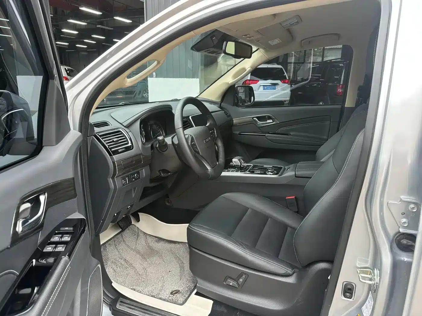 2022 mu-X Ranger 2.0T Gasoline Automatic 4WD Enjoyable 7-Seater — миниатюра 8