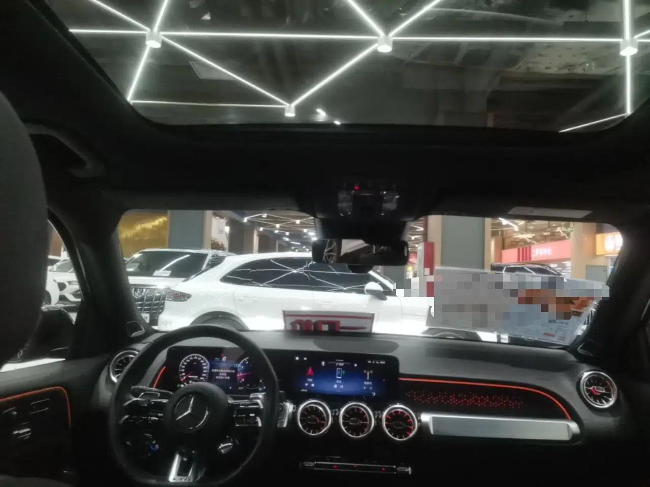 Mercedes-Benz GLB AMG 2024 AMG GLB 35 4MATIC — миниатюра 20