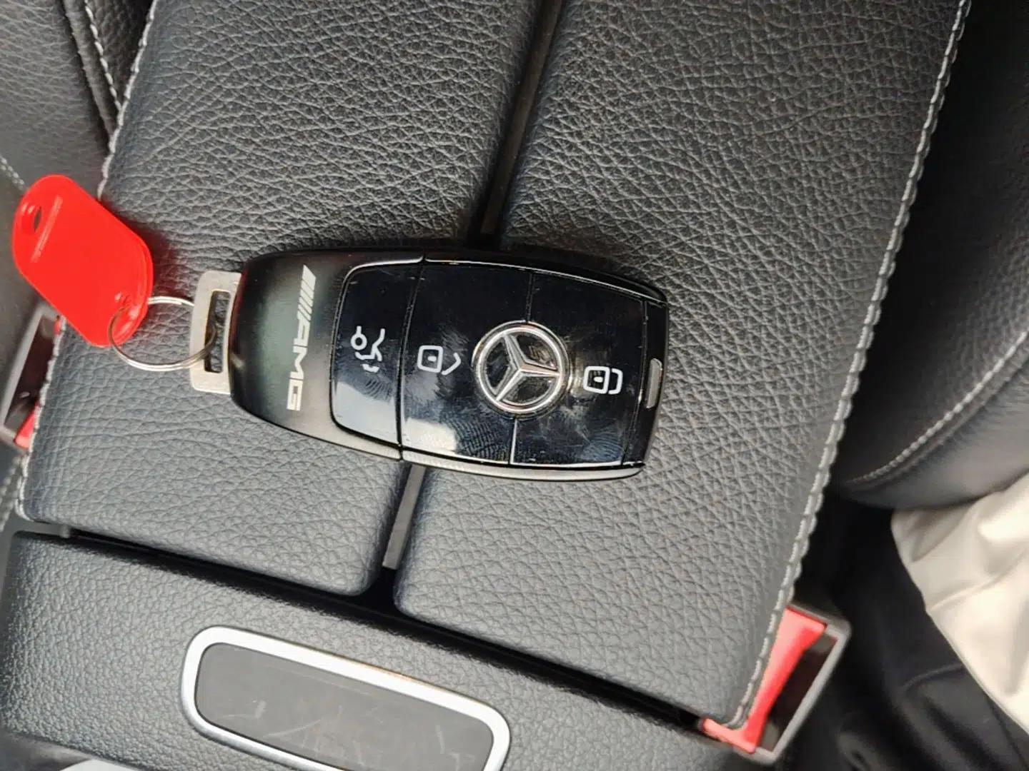 Mercedes-Benz GLB AMG 2021 AMG GLB 35 4MATIC — миниатюра 12