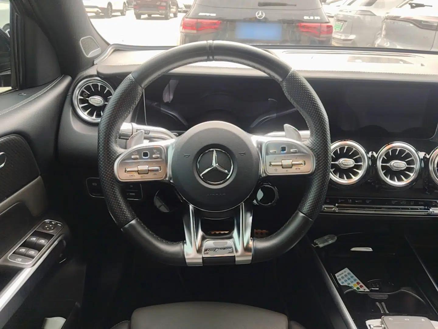 Mercedes-Benz GLB AMG 2021 AMG GLB 35 4MATIC — миниатюра 14