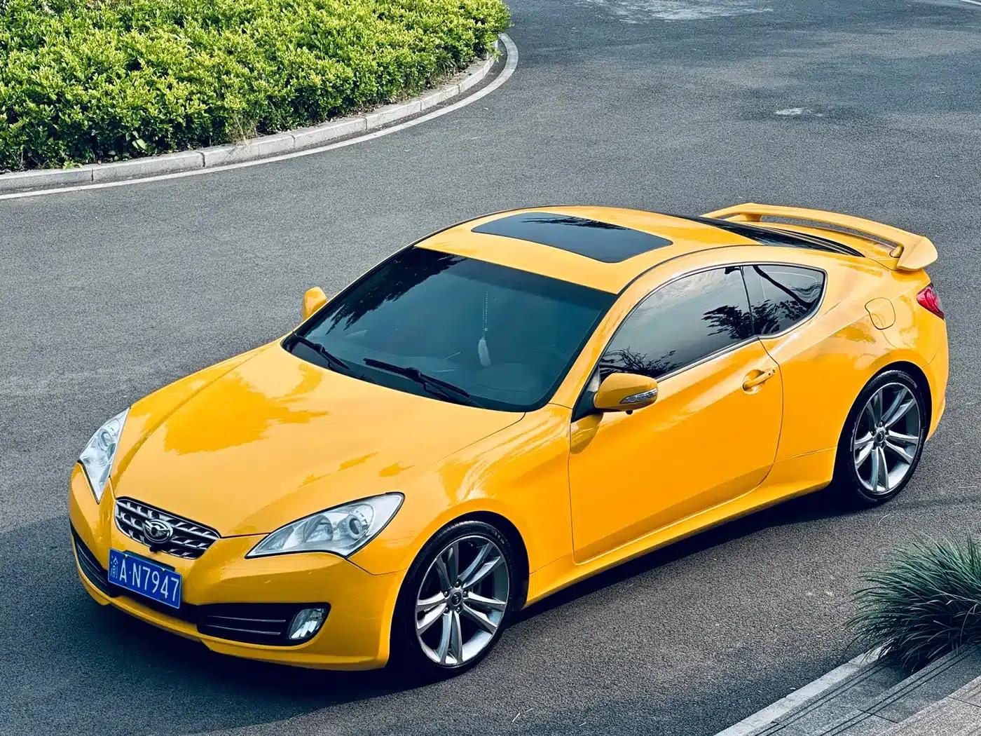 Genesis Coupe 2012 2.0T Automatic Luxury Edition — миниатюра 1