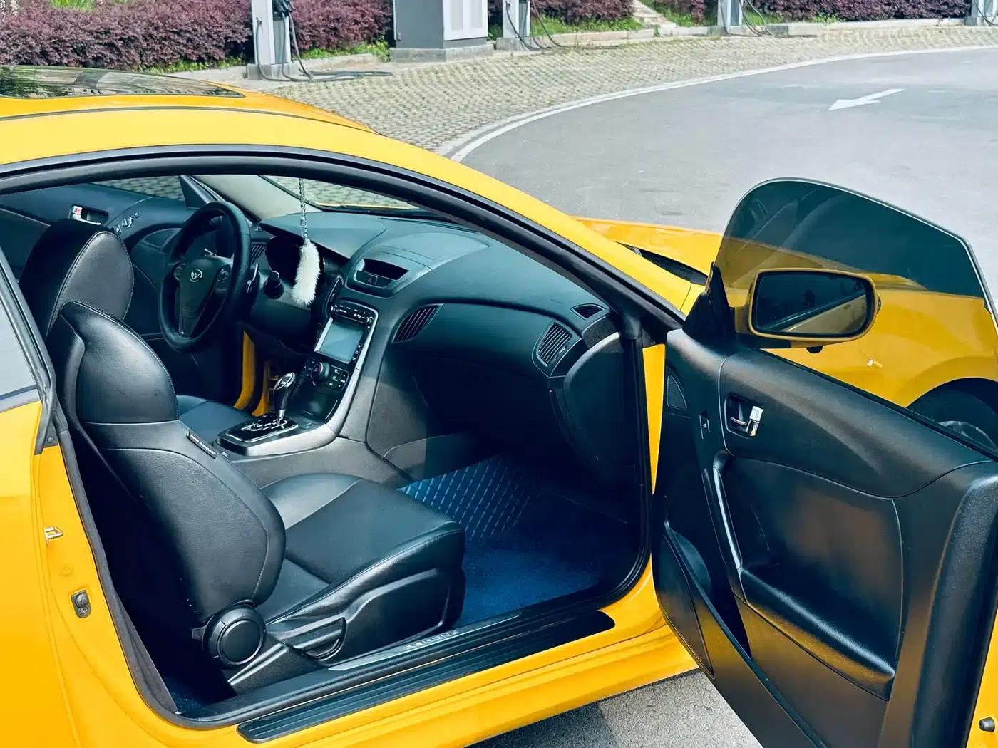 Genesis Coupe 2012 2.0T Automatic Luxury Edition — миниатюра 14