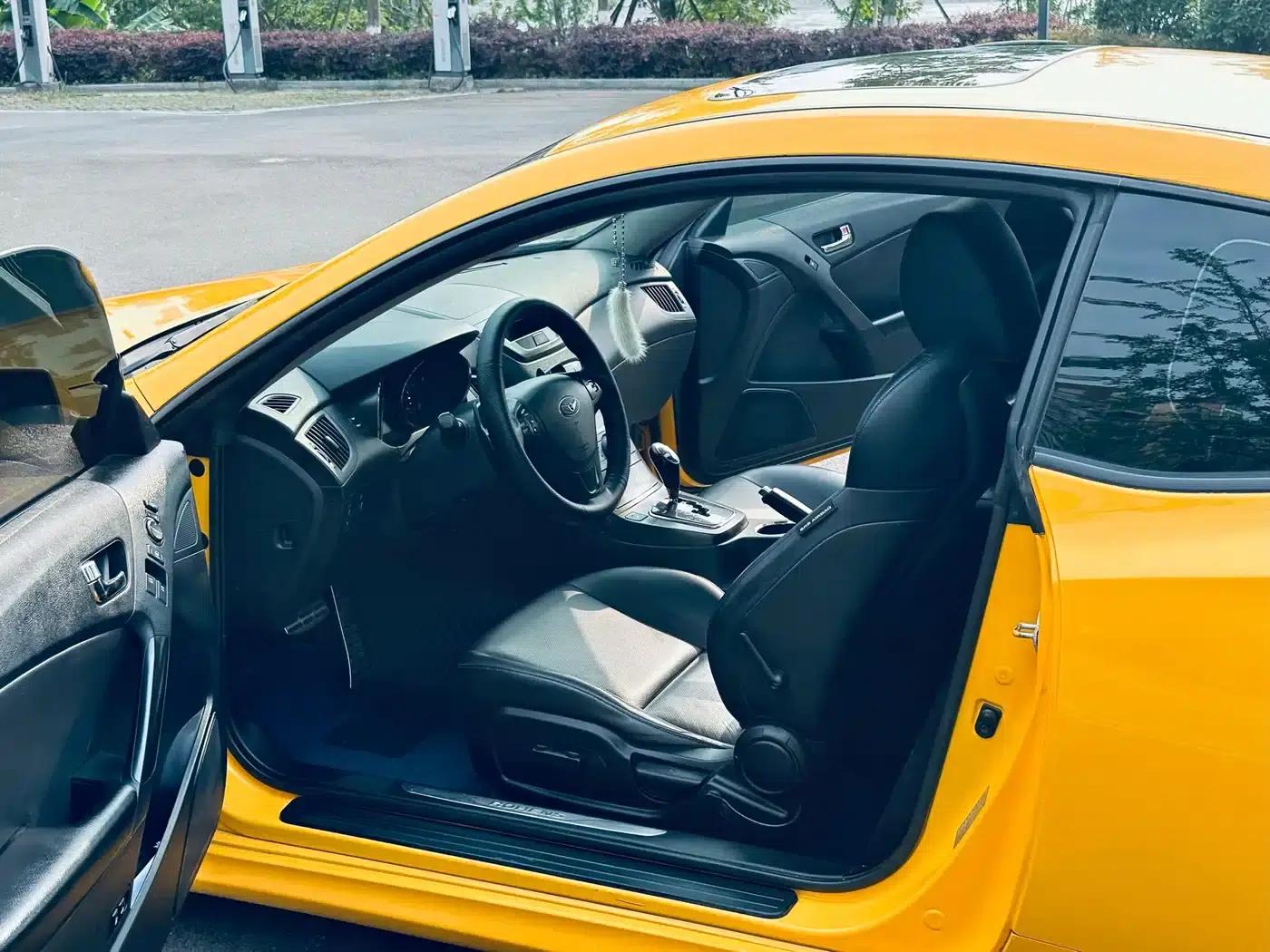 Genesis Coupe 2012 2.0T Automatic Luxury Edition — миниатюра 15