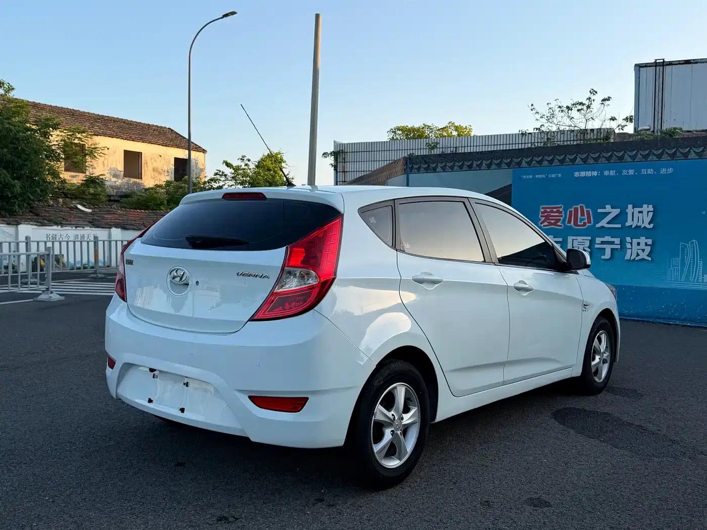 Ruiyi 2016 1.4L Automatic Leading Edition GLX — миниатюра 5