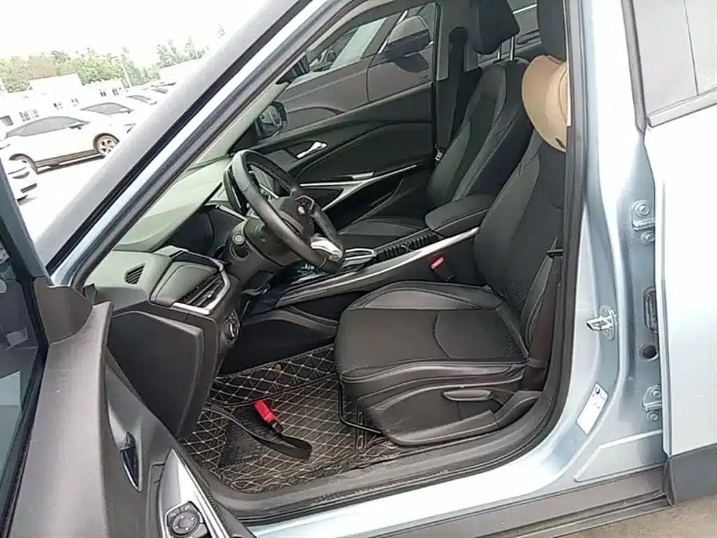 Chevrolet Menlo 2020 Galaxy Edition — миниатюра 15