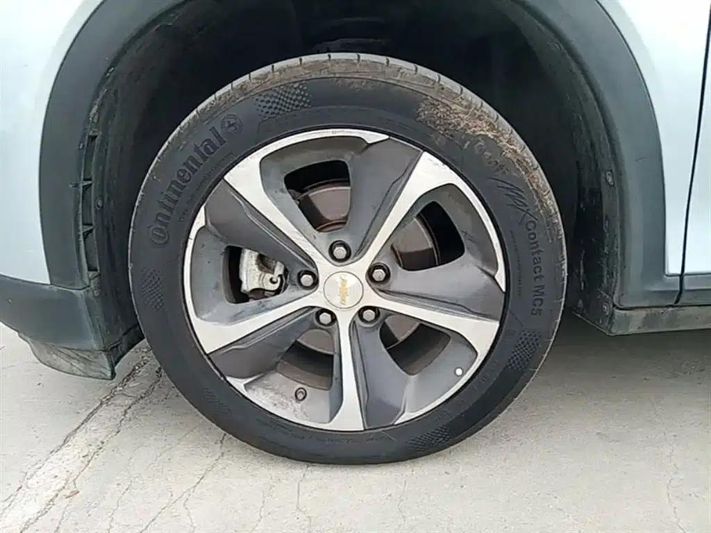 Chevrolet Menlo 2020 Galaxy Edition — миниатюра 23