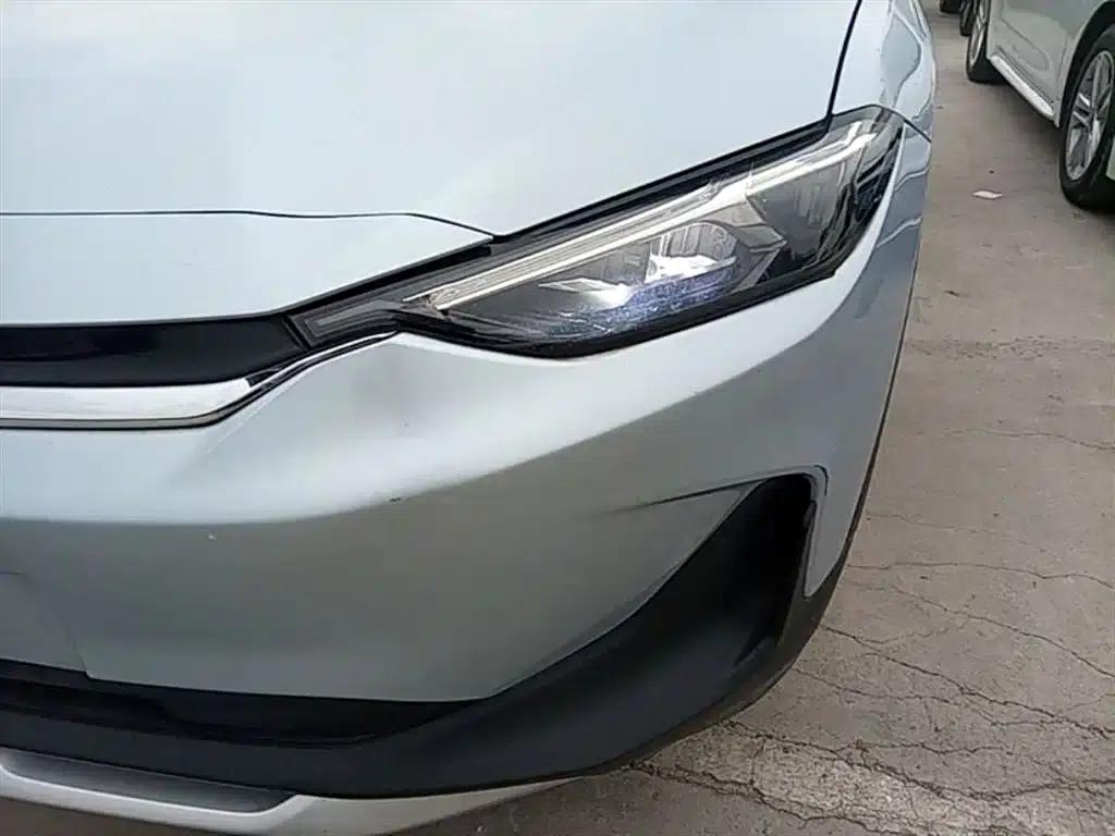 Chevrolet Menlo 2020 Galaxy Edition — миниатюра 24