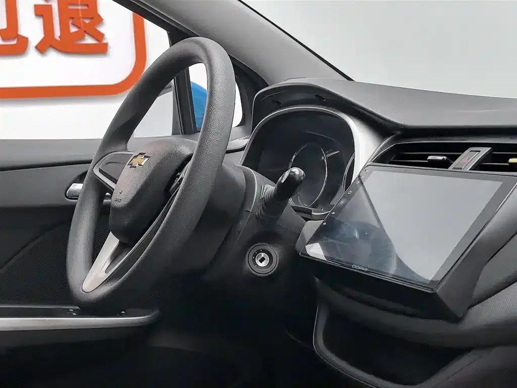 Chevrolet Aveo RV 2016 1.5L Automatic Smart Edition — миниатюра 22