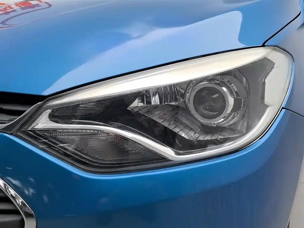 Chevrolet Aveo RV 2016 1.5L Automatic Smart Edition — миниатюра 7