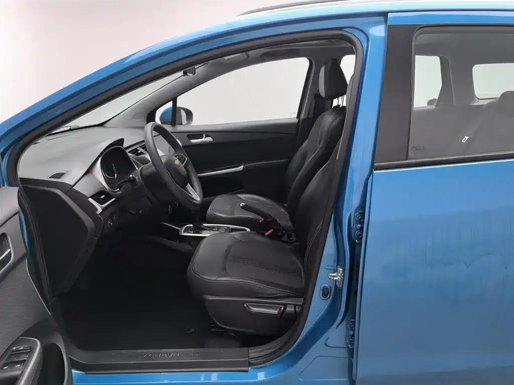 Chevrolet Aveo RV 2016 1.5L Automatic Smart Edition — миниатюра 10