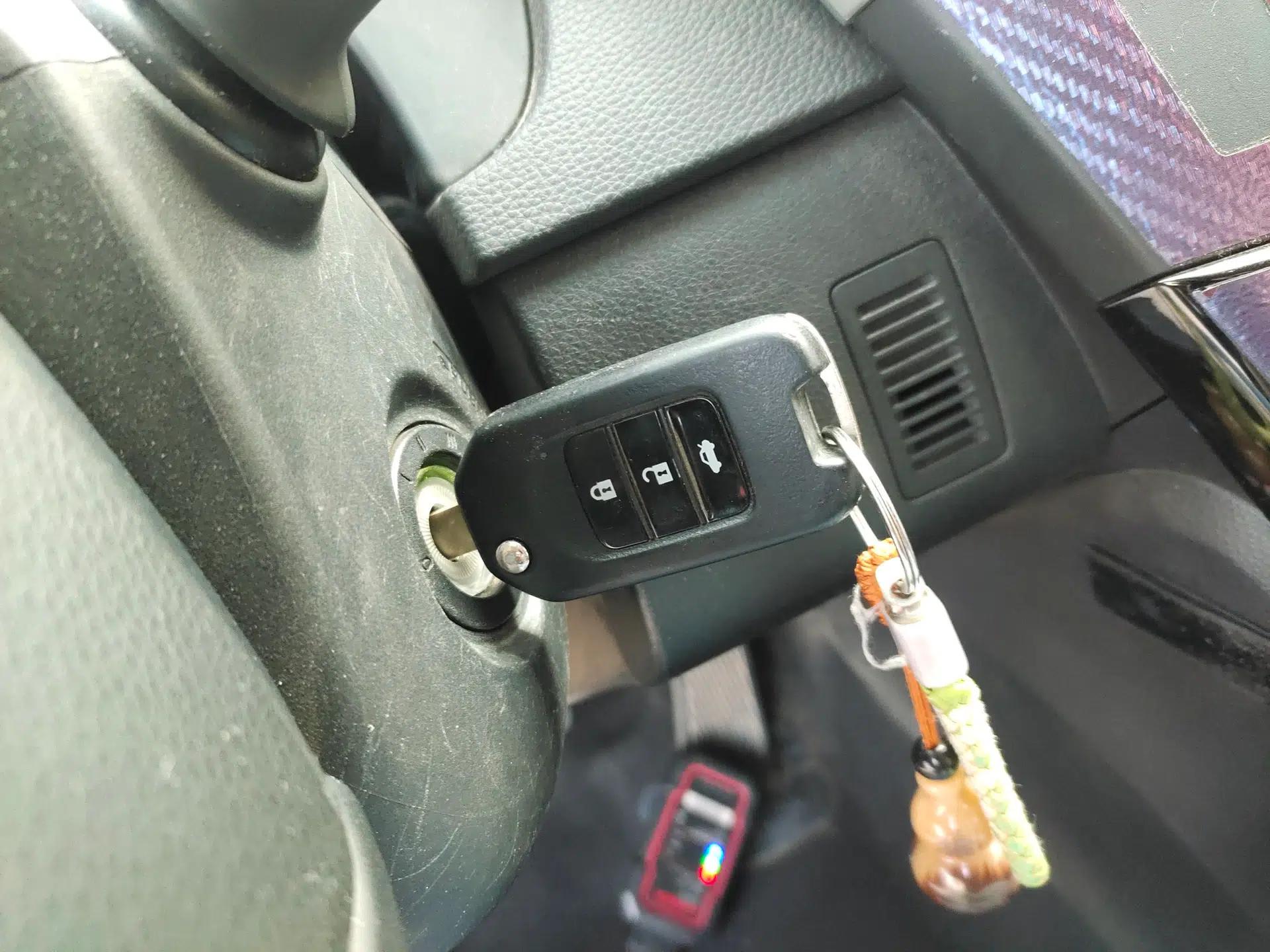 Honda Spirior 2015 2.0L Luxury Edition — миниатюра 12