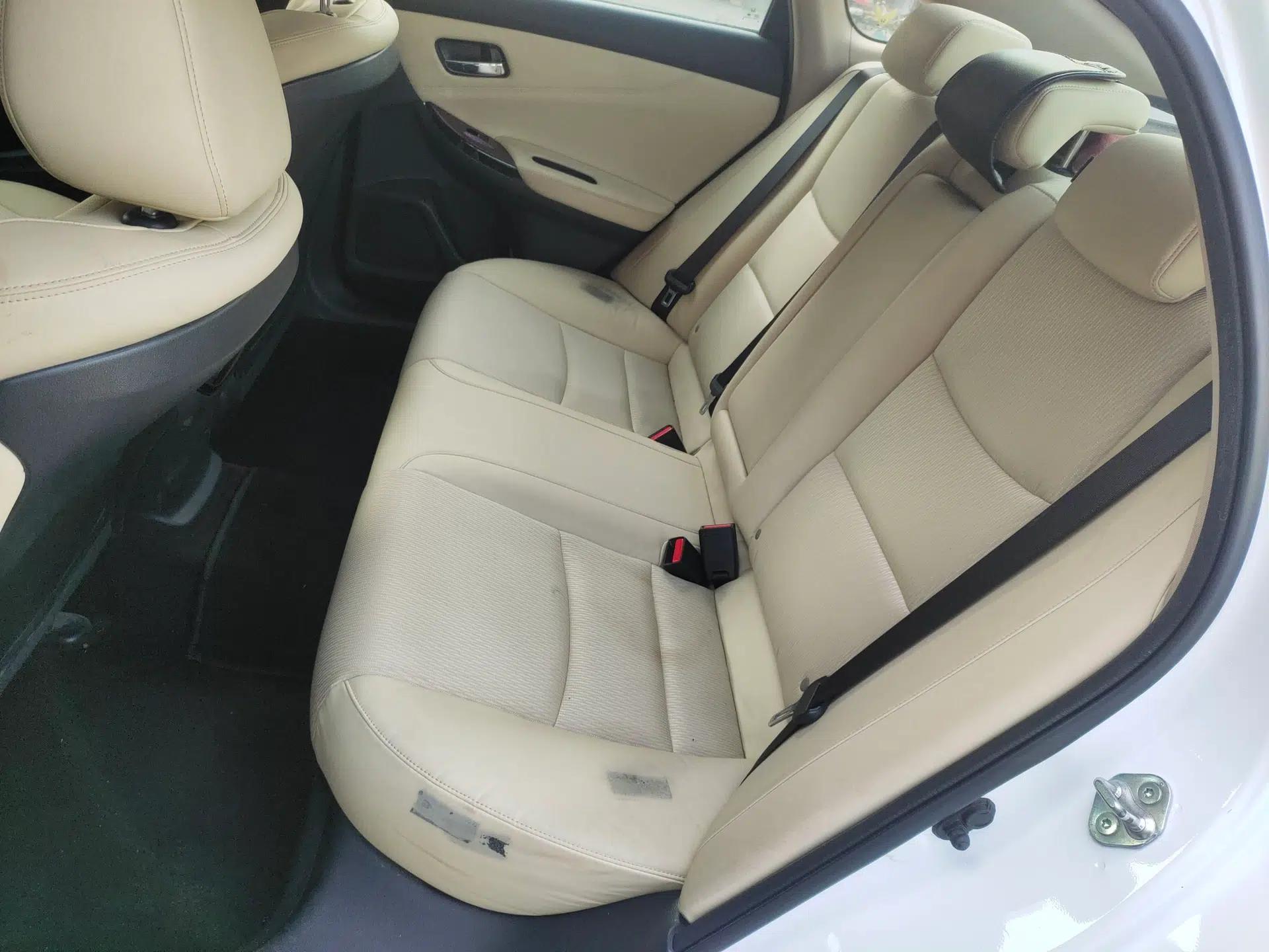 Honda Spirior 2015 2.0L Luxury Edition — миниатюра 20