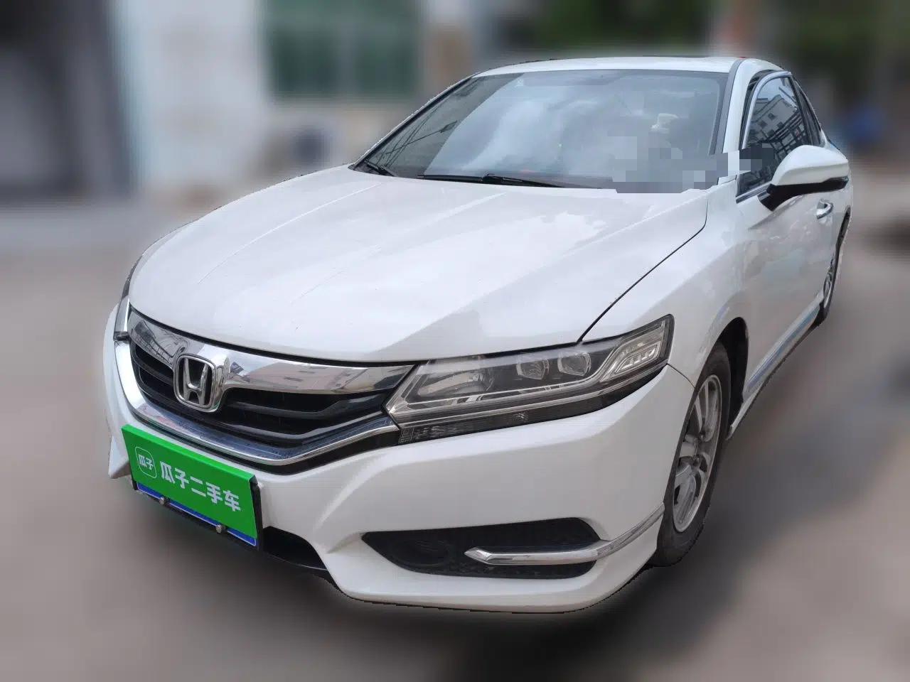 Honda Spirior 2017 2.0L Classic Edition — миниатюра 1