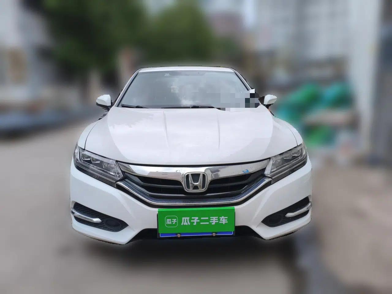 Honda Spirior 2017 2.0L Classic Edition — миниатюра 2