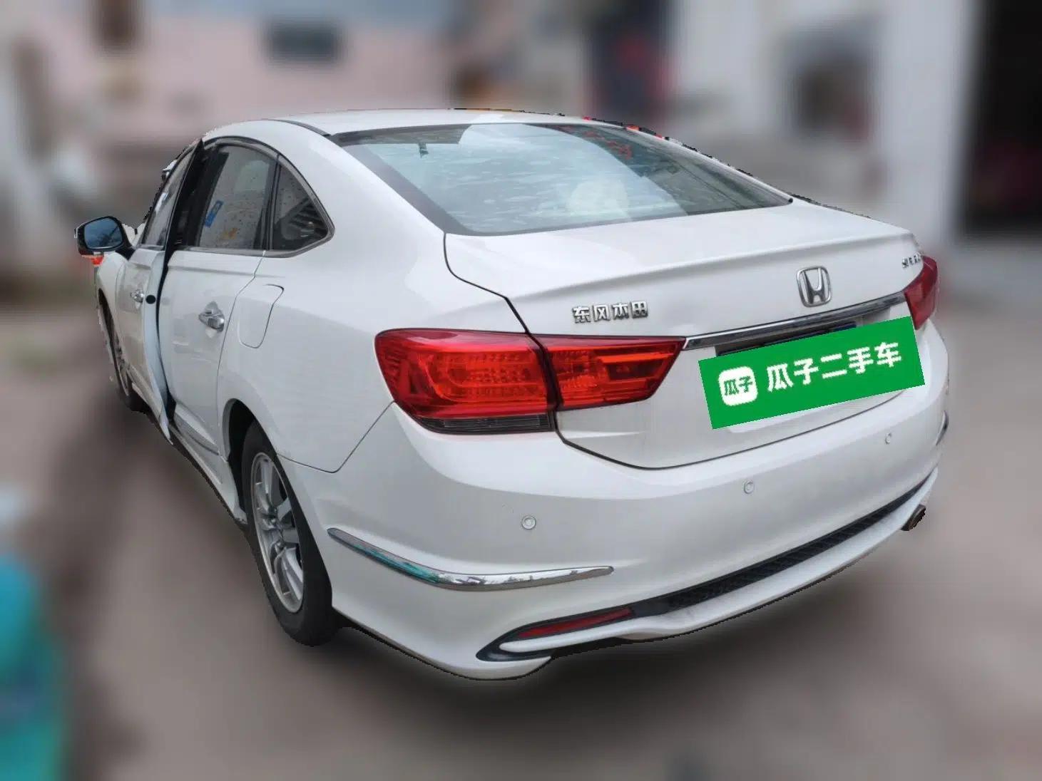 Honda Spirior 2017 2.0L Classic Edition — миниатюра 4