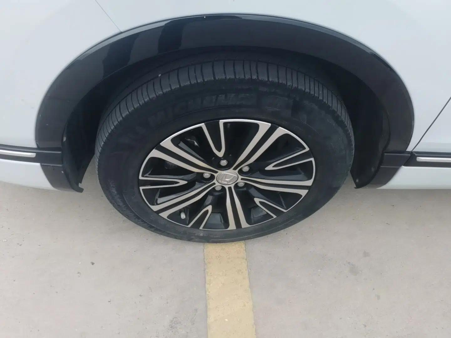 Honda Breeze New Energy 2022 ePHEV Luxury Edition — миниатюра 8