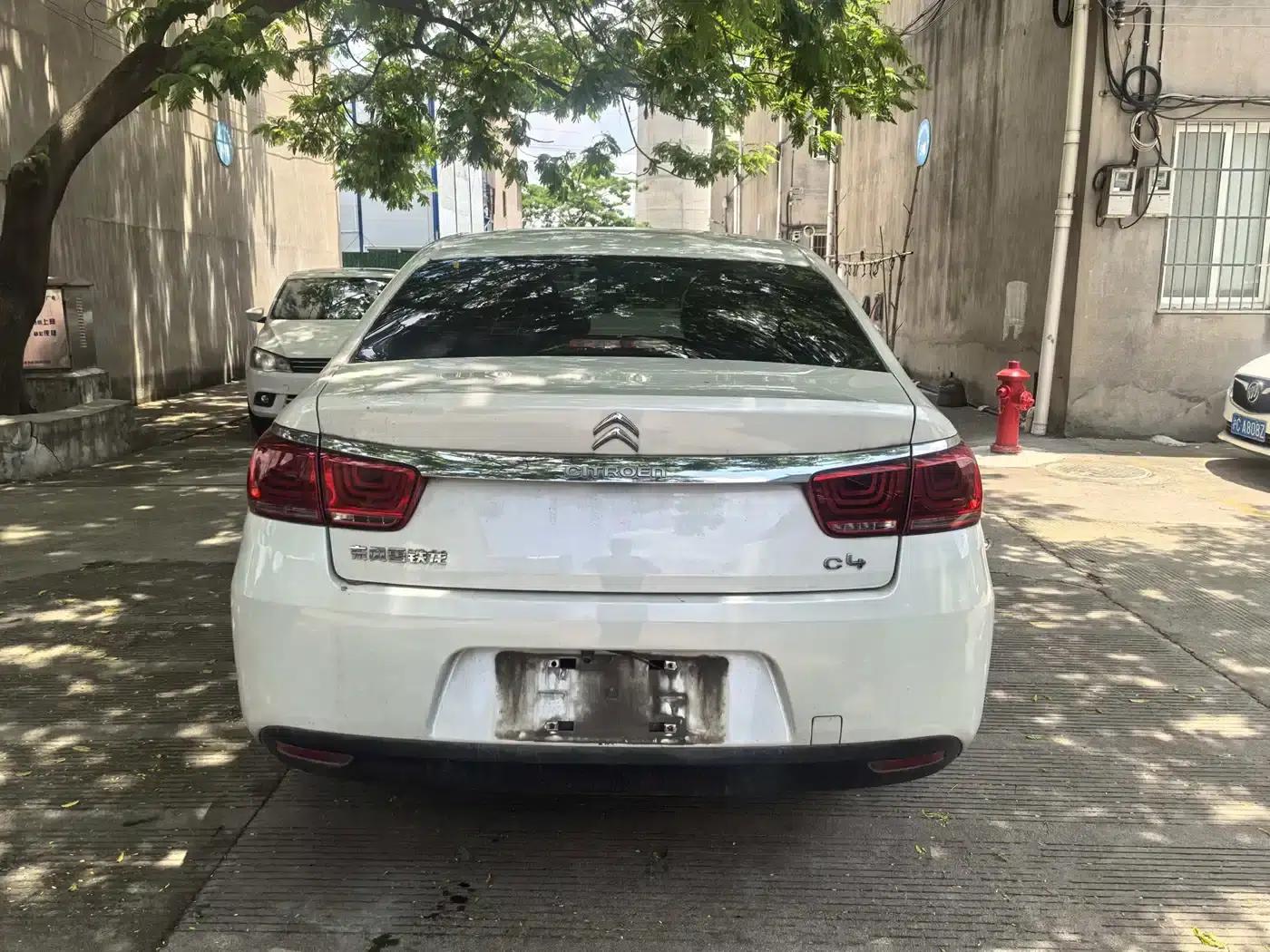 Citroën C4 Sega 2016 1.6L Automatic Comfort Model — миниатюра 5