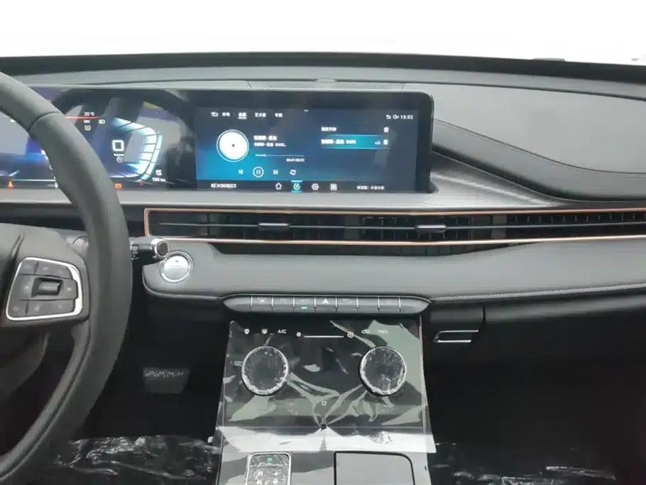 Exeed C-DM 2022 1.5TCI-DHT 105KM Wind Chaser Edition — миниатюра 13