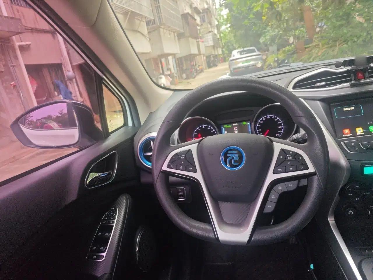 BYD Yuan New Energy 2019 EV360 Smart Connect Elite Model — миниатюра 11