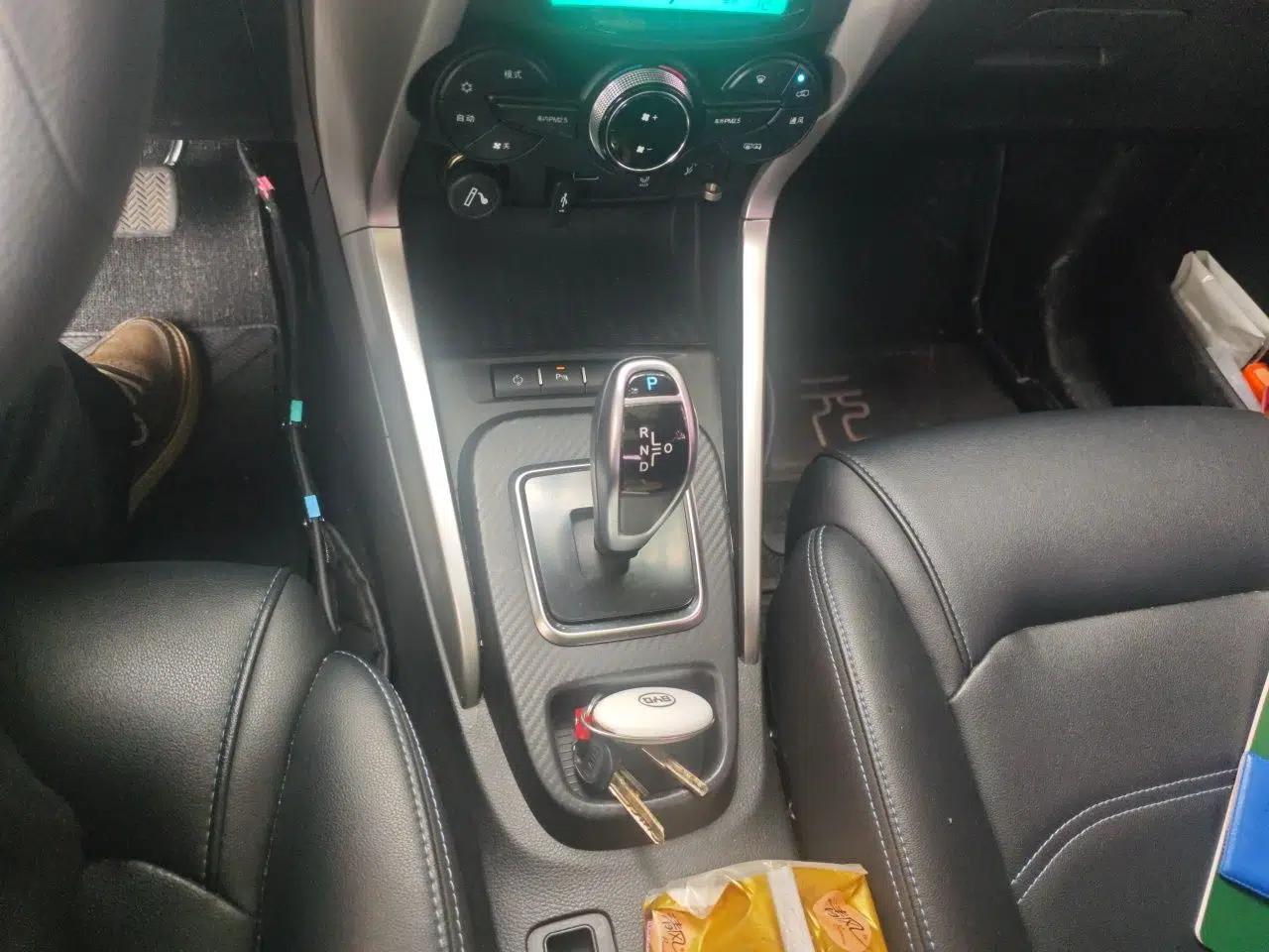 BYD Yuan New Energy 2019 EV360 Smart Connect Elite Model — миниатюра 15
