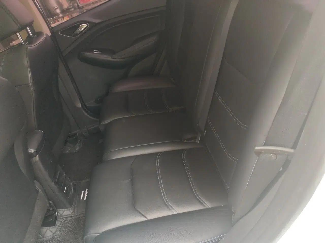 BYD Yuan New Energy 2019 EV360 Smart Connect Elite Model — миниатюра 18