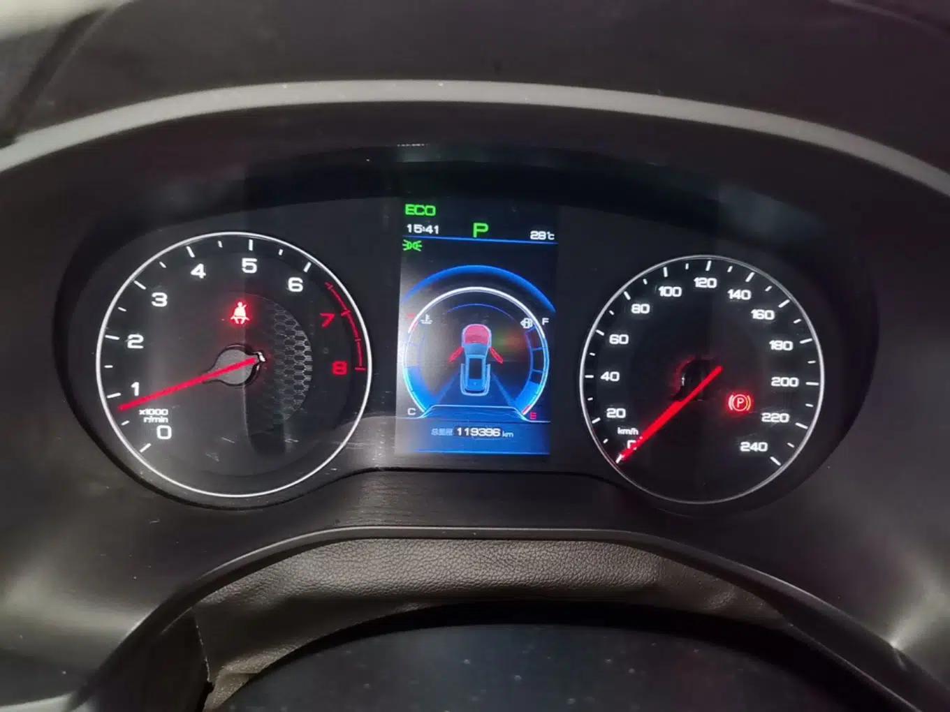 BYD Song 2020 Classic Edition 1.5T Automatic Elite Model — миниатюра 15