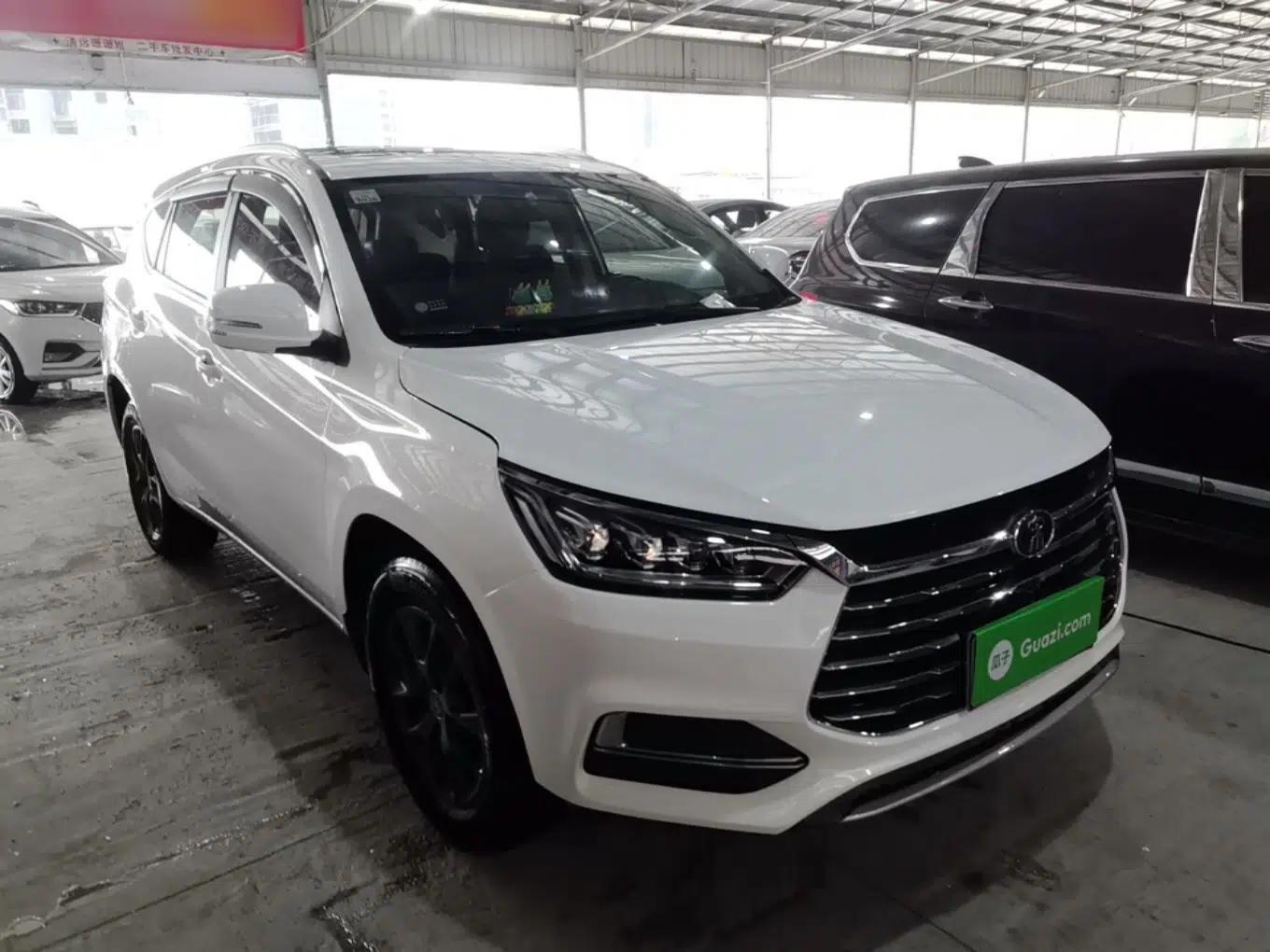 BYD Song 2020 Classic Edition 1.5T Automatic Elite Model — миниатюра 3