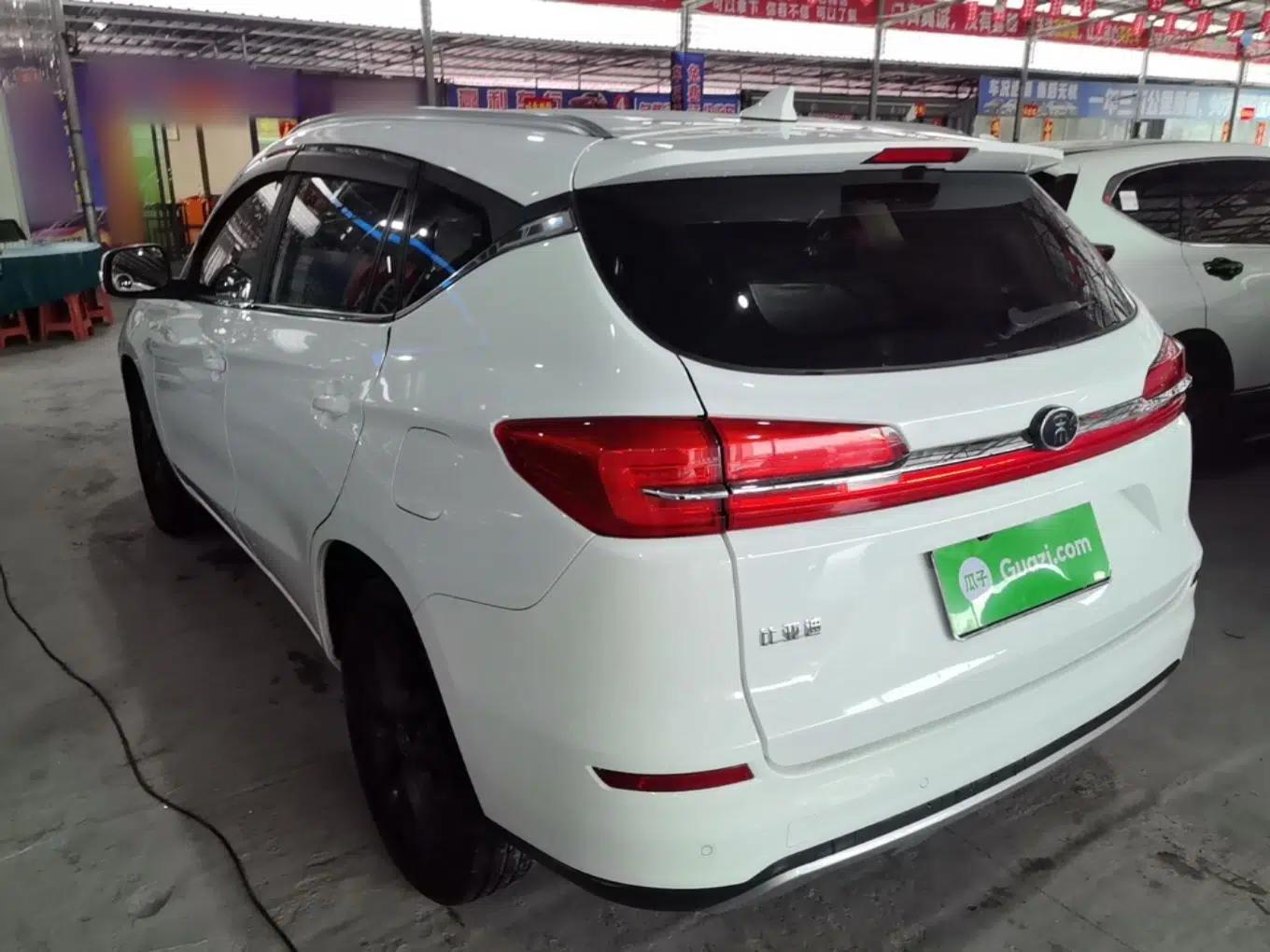 BYD Song 2020 Classic Edition 1.5T Automatic Elite Model — миниатюра 4
