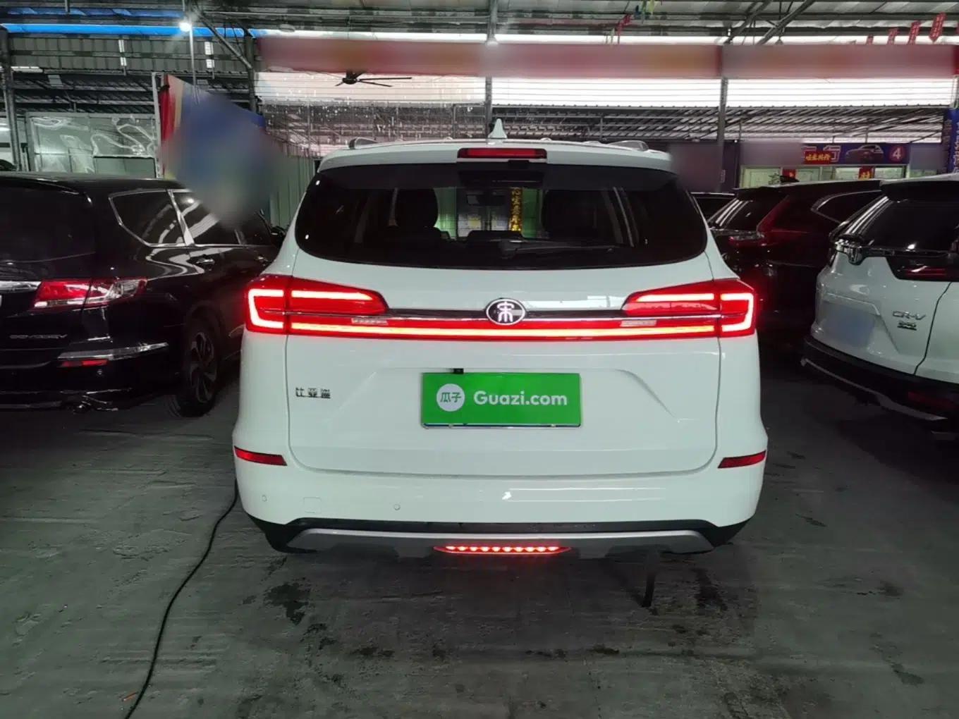 BYD Song 2020 Classic Edition 1.5T Automatic Elite Model — миниатюра 5