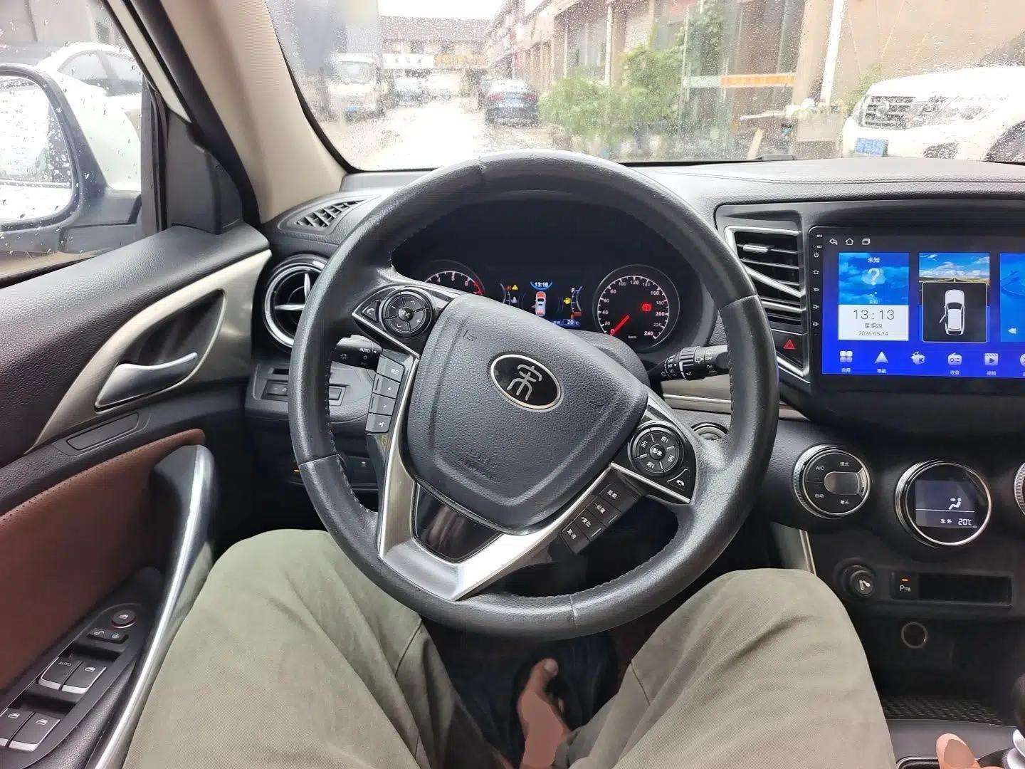 BYD Song 2016 GaiShi Edition 1.5TI Manual Elite Model — миниатюра 11