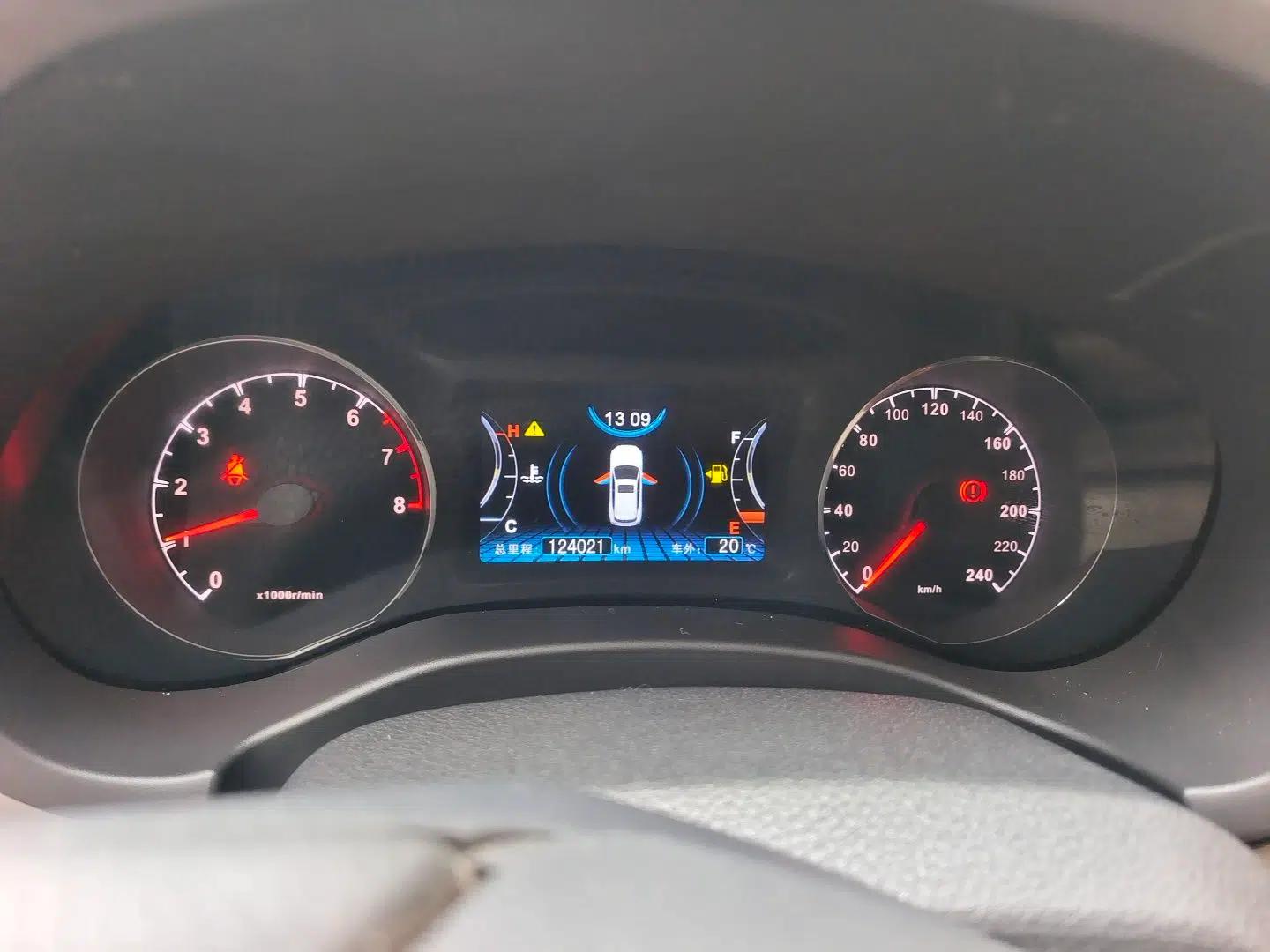 BYD Song 2016 GaiShi Edition 1.5TI Manual Elite Model — миниатюра 12