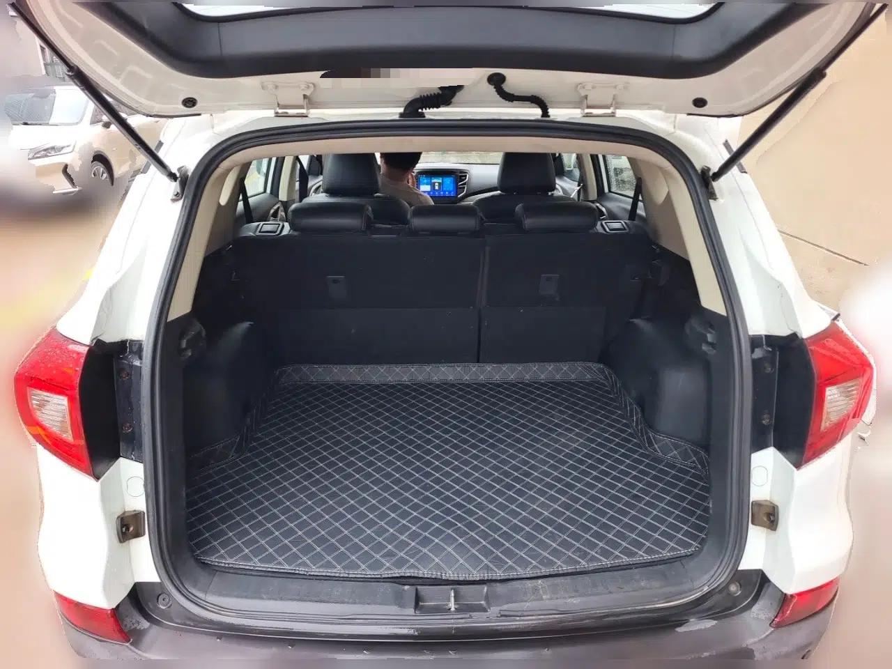 BYD Song 2016 GaiShi Edition 1.5TI Manual Elite Model — миниатюра 20