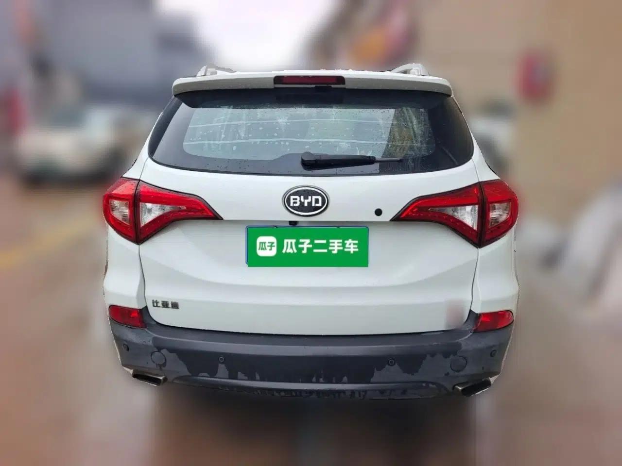 BYD Song 2016 GaiShi Edition 1.5TI Manual Elite Model — миниатюра 5