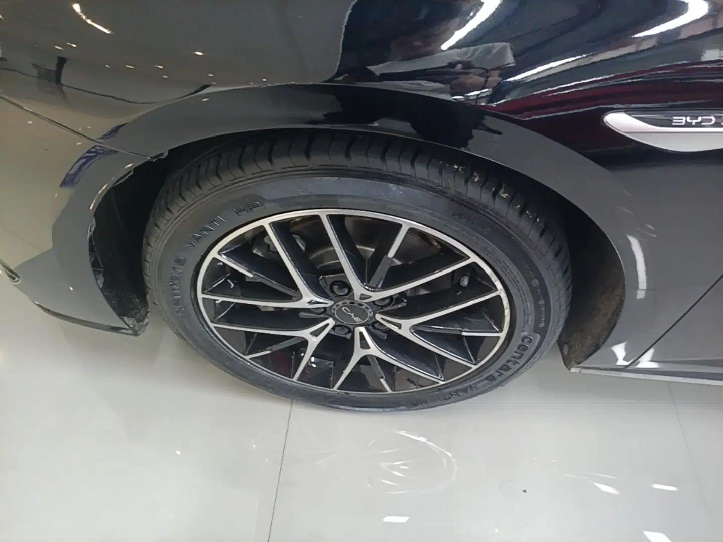 BYD Seal 07 DM-i 2025 DM-i 1.5L 125km Luxury Model — миниатюра 8